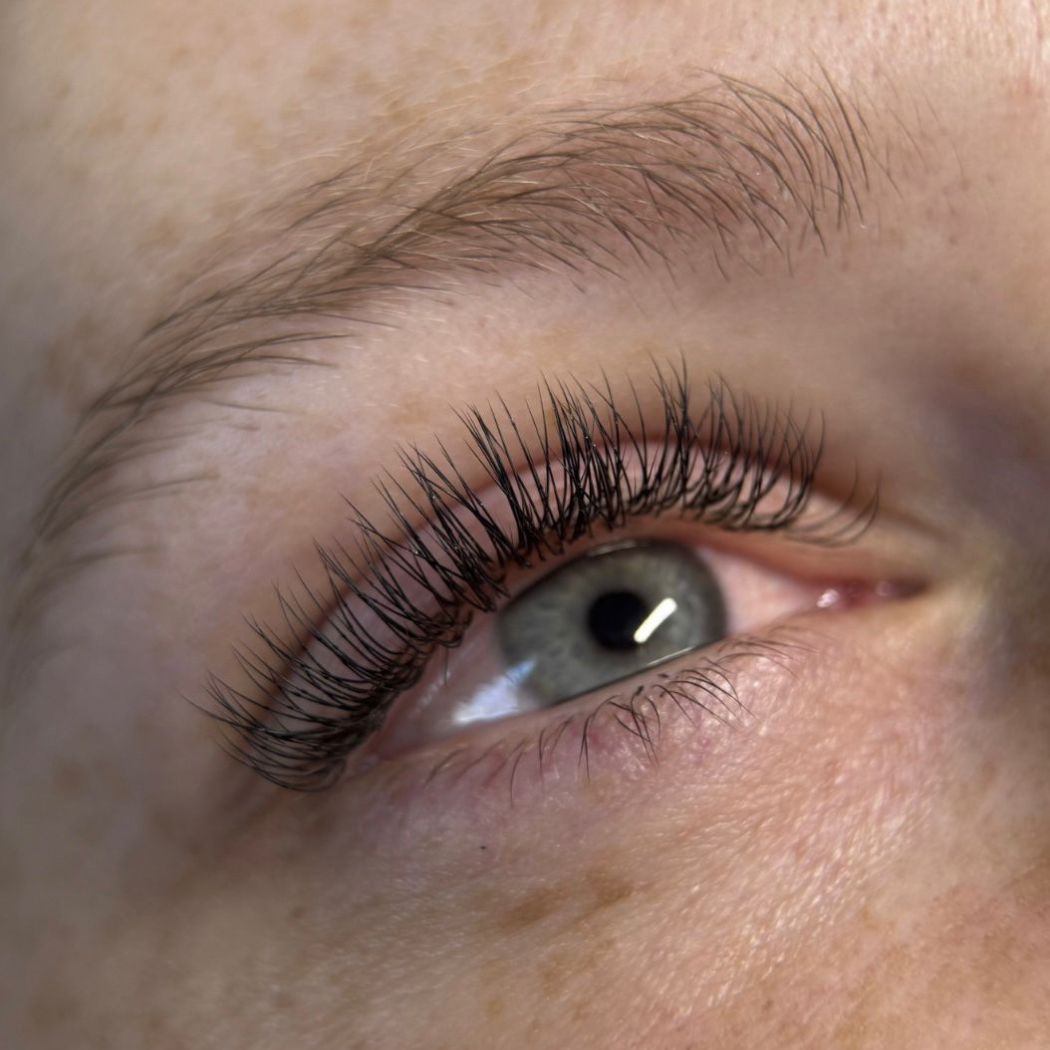 Wimpern & Augenbrauen Beauty and Ink by Sabrina in Kuddewörde